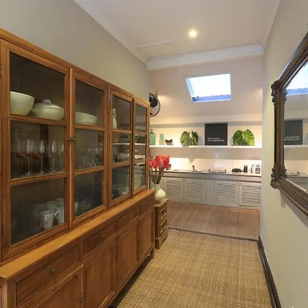 Villa Bloom 1 - 4 Bedrooms, 4 Bathrooms, Private Pool Close To The Beach-2
